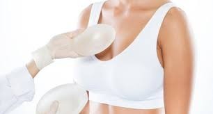 Powiększenie biustu?  Czy to ma sens?