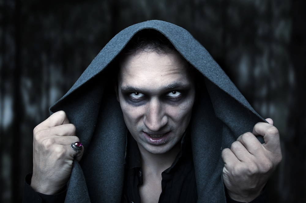 Czy demon może wejść w ludzkie ciało i je opanować?