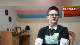 Historia chłopca uwięzionego w ciele dziewczynki.