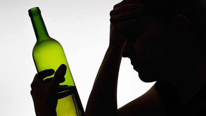 Alkoholizm u kobiet - przyczyny i skutki.