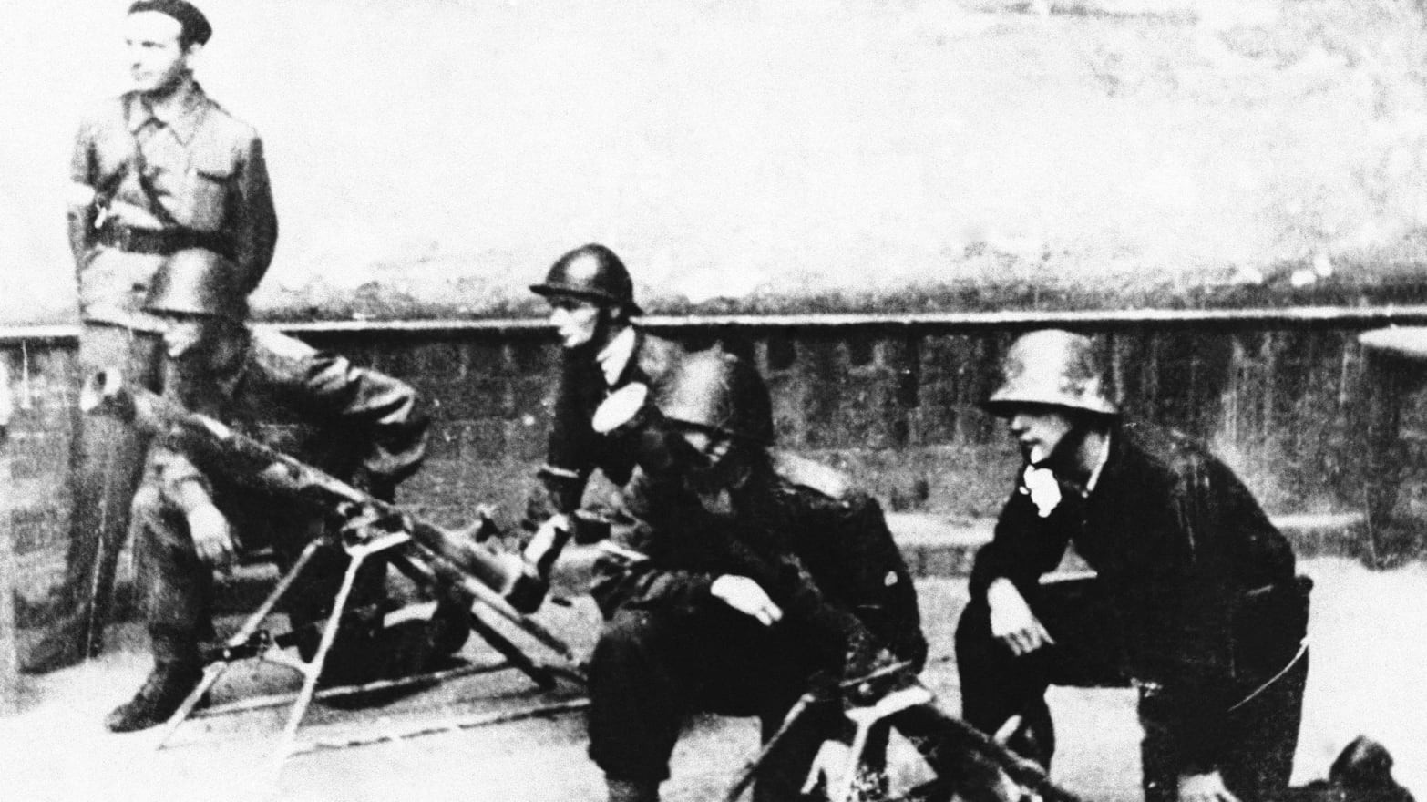 Na czym polegała tragedia Powstania Warszawaskiego w 1944 roku?