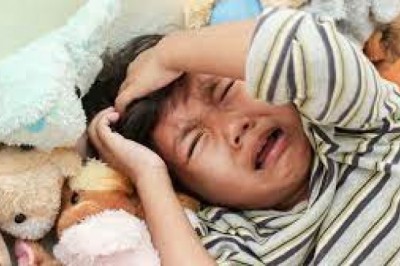 Dziecko nie chce spać samo. Co zrobić, gdy dziecko co noc zjawia się u was z poduszką pod pachą?