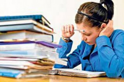 Jak dobrze przygotować się do matury? Kiedy najlepiej zacząć uczyć się do matury? Czy da się nauczyć w miesiąc do matury?