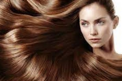 Czy cienkie włosy mogą być grubsze? Jak radzić sobie z cienkimi włosami?