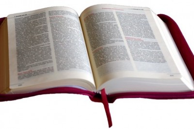 Sennik: Biblia, sen o biblii, czytanie biblii