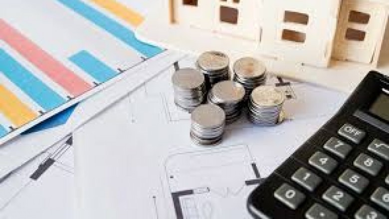 Charakterystyka kredytów o stałej stopie procentowej.  Czy warto teraz przejść na stałe oprocentowanie?