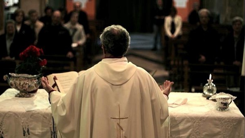 Milczenie w imię Boga (2013) - Dokument o ukrywaniu pedofilii w kościele.