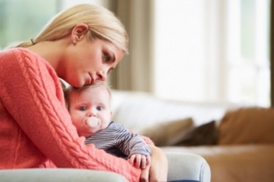 Co może otrzymać matka samotnie wychowująca dziecko? Na co może liczyc samotna matka w Polsce?