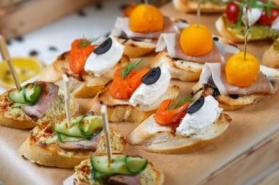 Jakie przekąski można jeść na diecie? Co jeść między posiłkami żeby nie przytyć? Jakie przekąski są najzdrowsze?