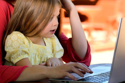 Wady i zalety laptopów -  Co lepiej kupić laptop czy komputer PC stacjonarny?