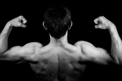 Działanie sterydów i anabolików: ich negatywny wpływ na organizm