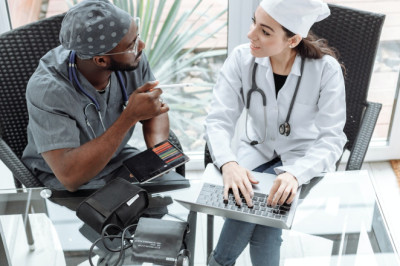 Jak wybrać chirurga plastycznego