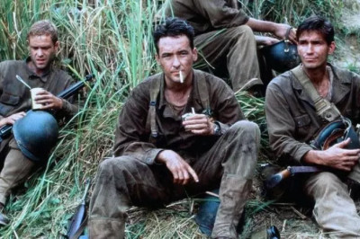 Cienka czerwona linia (1998) - Cały Film • Online •Gdzie obejrzeć za darmo • Recenzja