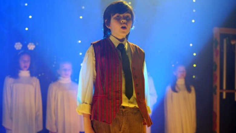 Listy do M. 5 (2022) - Film Online •Gdzie obejrzeć za darmo • Recenzja