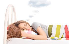 Sennik: uprawiać seks ze znajomym/ze znajomą , uprawiać seks z członkiem rodziny.