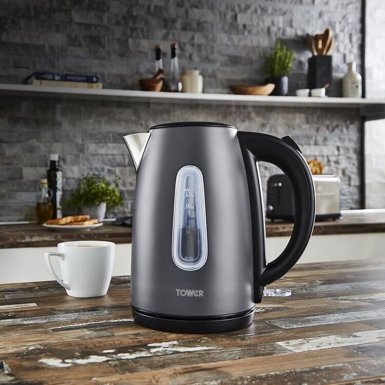 Skąd się bierze kamień w czajniku?