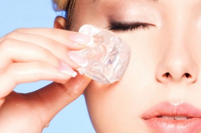 Domowe sposoby na ujędrnienie cery domową krioterapią