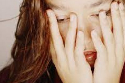 Córka mocno się maluje. Wygląda wulgarnie, oszpeca się. Jak jej to powiedzieć