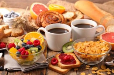 Czego lepiej nie jeść i nie pić na pusty żołądek.