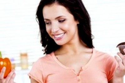 Jak kontrolować jedzenie? Jak i co jeść żeby schudnąć? Co jeść aby czuć się sytym? Co zrobić żeby nie czuć głodu wieczorem?