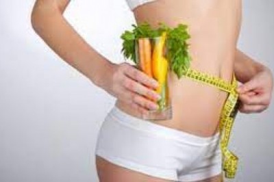 Jak zacząć jeść mniej kalorii? Jak mało jeść aby schudnąć?  Co ograniczyć żeby szybko schudnąć? Jak jeść coraz mniej?