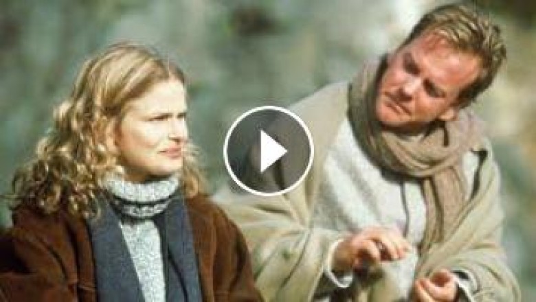 Za czerwonymi drzwiami - cały film online za darmo bez reklam z lektorem PL