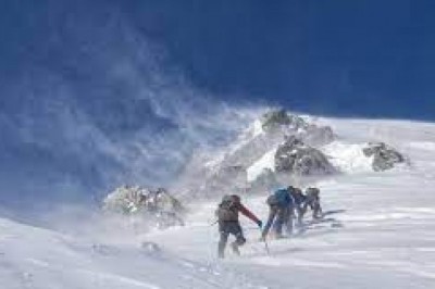 Sennik: alpinista, sen o alpiniście, schodzić z góry, wspinać się na górę,  być wśród alpinistów