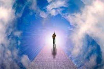 Jak długo pracuje mózg po śmierci? Czy istnieje życie po śmierci? Ile bije serce po śmierci? Co najpierw umiera mózg czy serce?