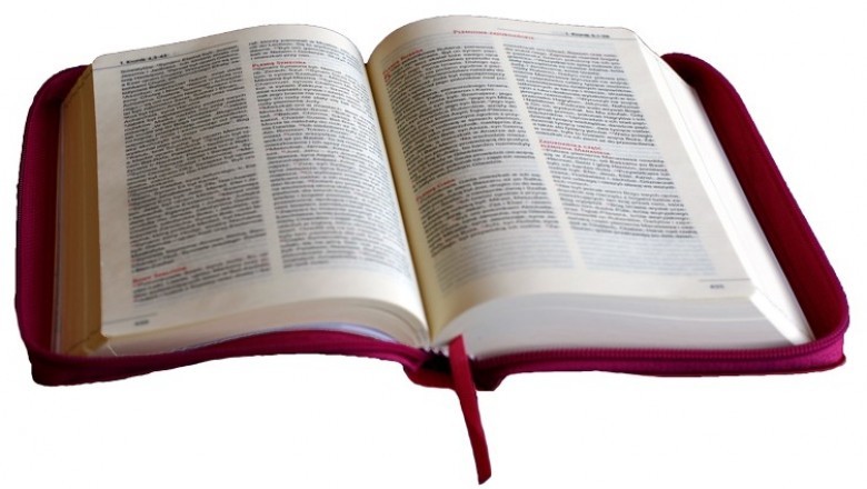 Sennik: Biblia, sen o biblii, czytanie biblii