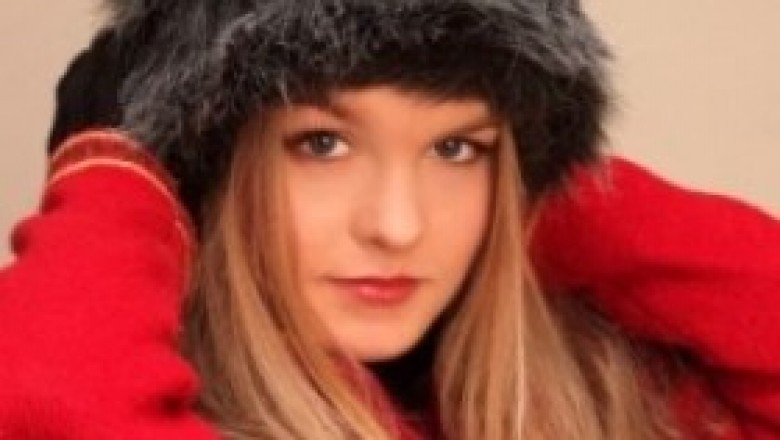 Jak dbać o włosy jesienią i zima? Co zrobić żeby włosy się nie elektryzowały zimą? Jak chronić włosy zimą?