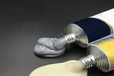 Klej do metalu: wybór i użycie. Jaki najmocniejszy klej do metalu? Jak połączyć dwa metale?