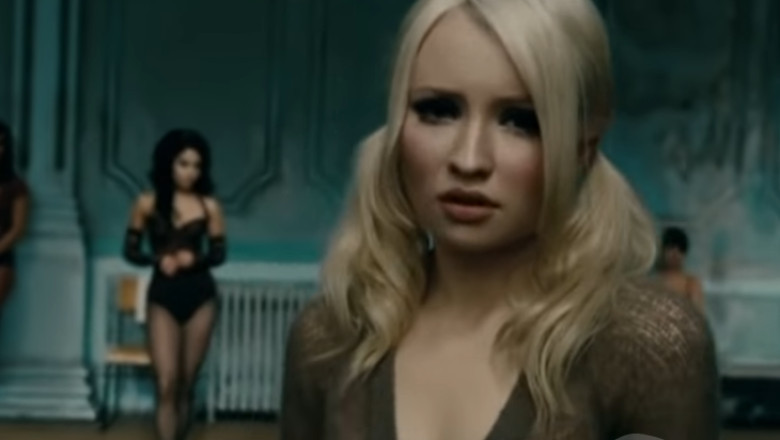 Sucker Punch (2011) - Gdzie obejrzeć cały film online za darmo z lektorem?