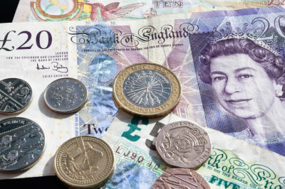 Kiedy dojdzie przelew z innego banku? Co warto wiedzieć o poszczególnych przelewach?